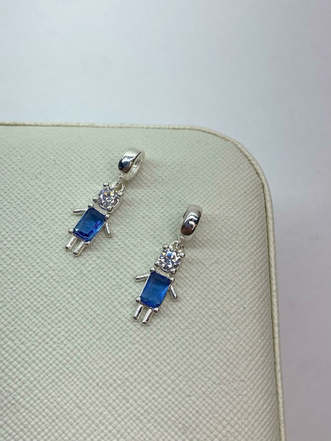 Berloque Pingente Menino Zircônia Azul 13mm