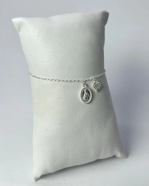 Pulseira Pingentes Medalha Nsa. Sra. Aparecida E Coração Vazado Cravejado