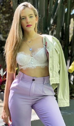 CROPPED COM ARO RENDA INOCENTE na internet