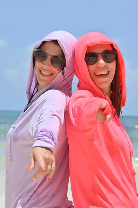 Remeras UV Con Capucha Mangas Largas Unisex - comprar online