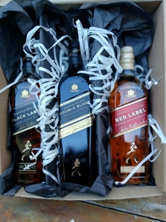 BOX JOHNNIE WALKER TRIPLE