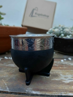 MATE IMPERIAL NEGRO CALABAZA CON VIROLA ACERO en internet