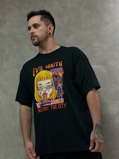 CAMISETA OVERSIZED EVIL MOUTH - comprar online