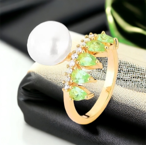 Anel Com Cristais Gota Prasiolita e Pérol Shell Banhado a Ouro - comprar online