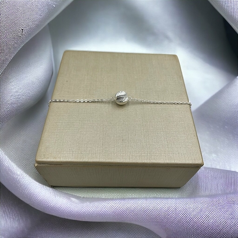 Pulseira Bola Texturizada Vazada Banho Prata