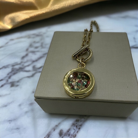 Gargantilha Luxo com Pingente Relicário Redondo com Zirconia