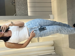Calça jeans logo clc
