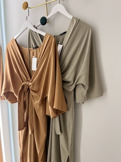 Vestido Georgia na internet