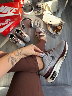 Nike Zoom Cinza/marrom na internet