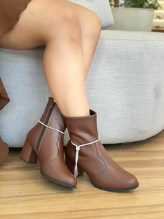 Bota Sabrina - comprar online