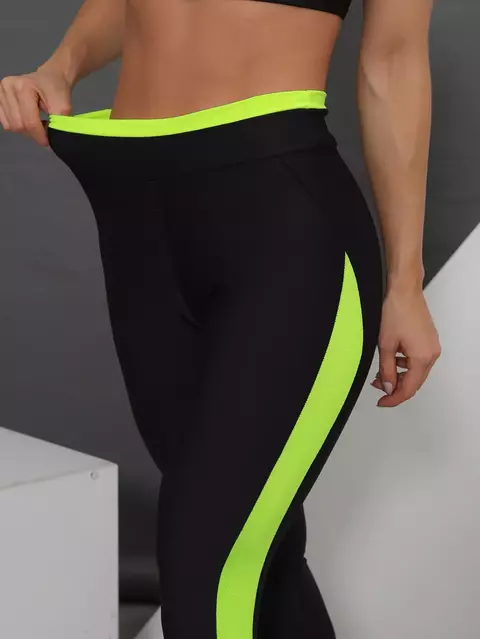 Conjunto Fitness Feminino Roupa Academia 3 peças calça Legging Top cropped e Regata dry fit