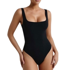 Body Basic na internet