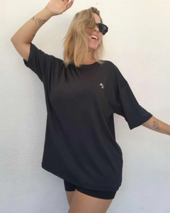 REMERA CON MANGAS - comprar online