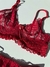 Conjunto Iza na internet