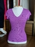Blusa Canelada com Decote em V: Estilo e Conforto para o Seu Dia a Dia!