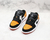 Air Jordan 1 Low Laranja/Preto/Branco na internet