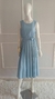 VESTIDO MIDI SEM MANGAS E COM PREGAS NA SAIA