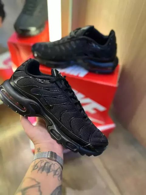 Tênis Nike Air Max Plus