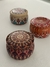 VELA AROMÁTICA ARTESANAL MANDALA MAÇÃ COM CANELA 130G - VELLARE HANDMADE CANDLES