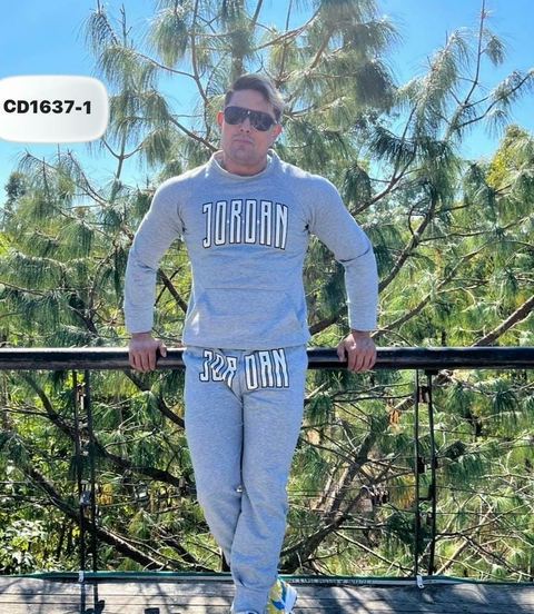 Conjunto deportivo CD1637