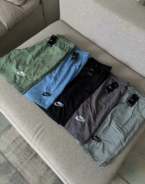 Short rompevientos Caballero Unitalla