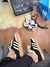 Adidas Samba na internet