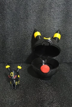 1 UMBREON + POKEBOLA UMBREON - tienda online