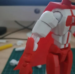 COLECCION INVINCIBLE - OMNI MAN Articulado