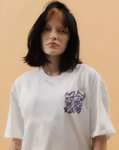 200711 Camiseta Tragedy Blunt - Vibe Street Shop