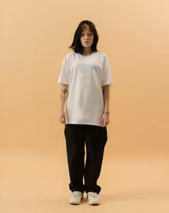 200712 Camiseta Blunt Poltergeist - comprar online