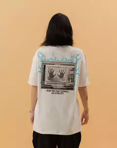 200712 Camiseta Blunt Poltergeist na internet