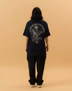 200720 Camiseta Blunt Presents - loja online