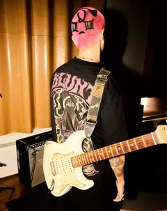 200743 Camiseta Prem. Berghain Blunt - comprar online