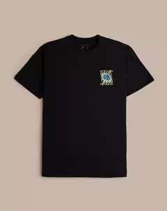 200748E Camiseta Blunt Baica Chihiro Big na internet