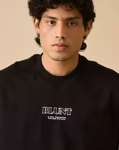 210185 Camiseta Over Cadence Blunt - Vibe Street Shop