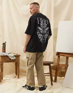 Imagem do 210193 Camiseta Over Noctu Blunt