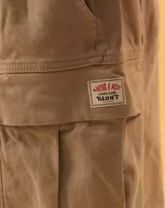 231048 Calça Cargo Frame Blunt na internet