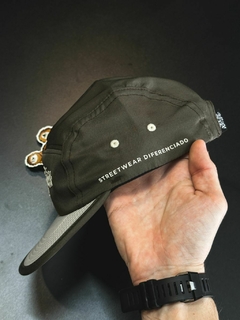 Imagem do Boné Five Panel Trip Side