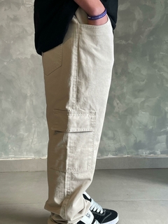 C038 Calça Cargo Sarja Trip Side