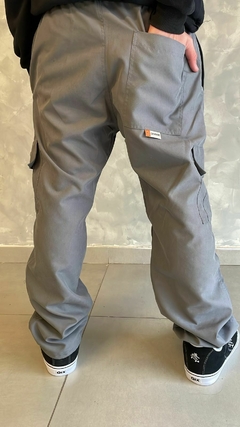 25209105 Calça Cargo Techno Orange Fusil - Vibe Street Shop