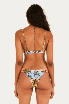 Roupas Feminino Farm Biquini Voo Livre Meia Taca 301179 - loja online