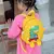 Mochila de dinossauros na internet