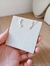 Brinco Ear Cuff Corações Cravejados