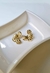 Brinco flor metade I Banhado a Ouro 18k - loja online