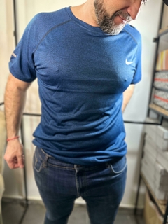 Remera Nike Sport en internet