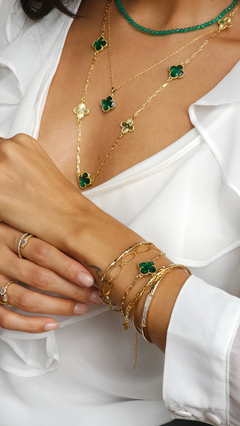 PULSEIRA TREVO COM PEDRA LAPIDADA TURMALINA - comprar online