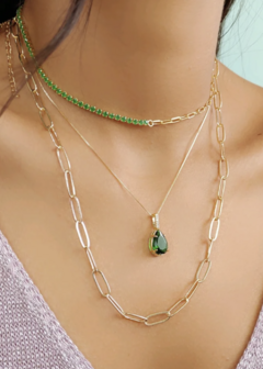 CONJUNTO DE GOTA ESMERALDA - comprar online
