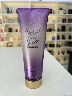 Hidratante Love Spell Victoria's Secret na internet