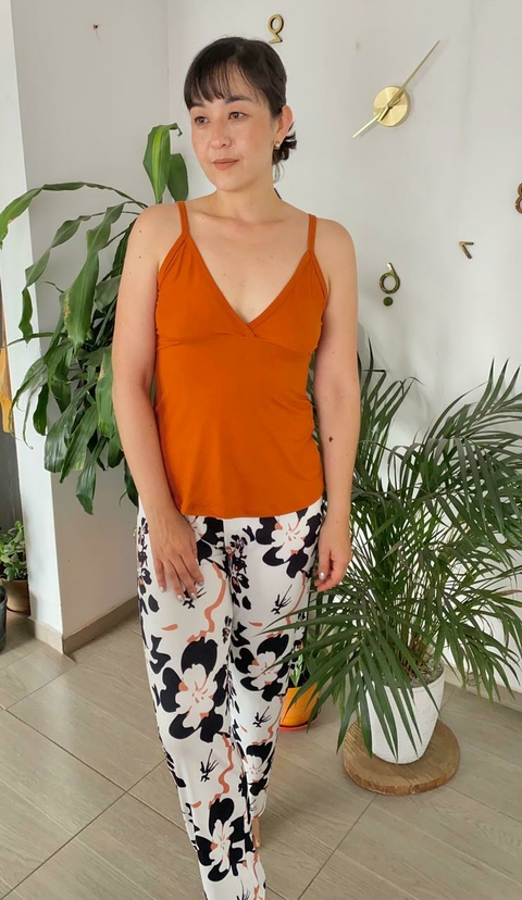 Pijama blusa tiras y pantalón