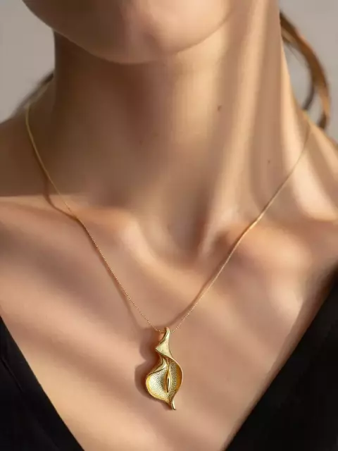 Colar Sienna com banho de ouro 18K - comprar online